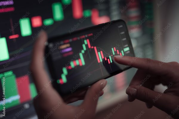 Algorithmic Options Trading on Interactive Brokers' Platform